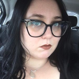 Meet your Posher, Eileen